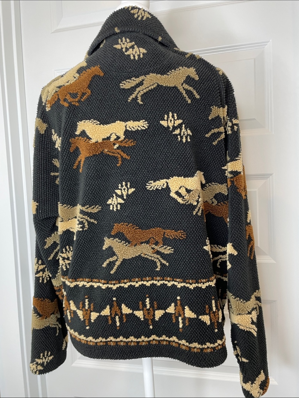 Tsunami Vintage Women’s Black & Brown Horse-Print Zip Front Jacket Size M - Picture 5 of 6